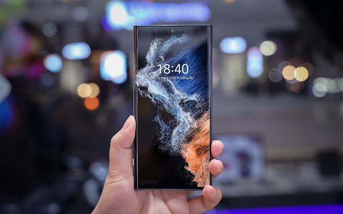 Nên test màn hình điện thoại Samsung trước khi mua