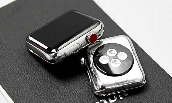 Đánh bóng thân máy Apple Watch
