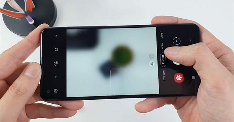 camera điện thoại bị vào nước