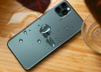 camera iPhone bị đọng hơi nước