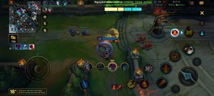 Sau khoảng 30 phút chơi thì máy bắt đầu nóng lên