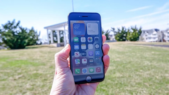 Màn hình iPhone SE 2022