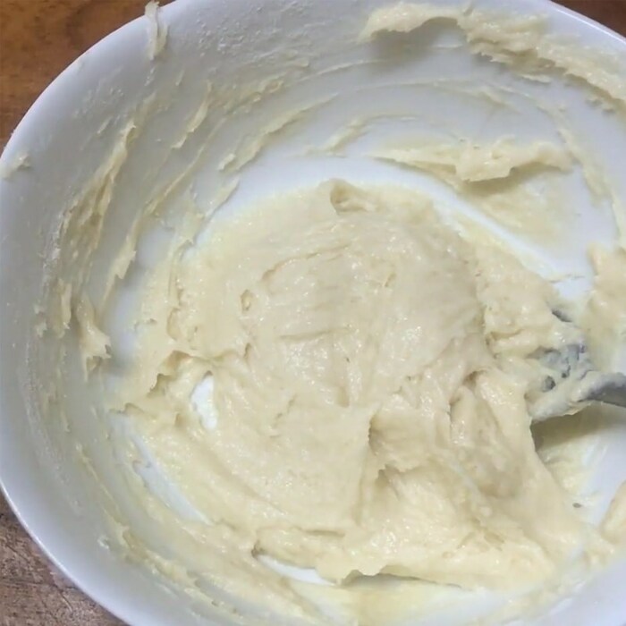 Để hỗn hợp nghỉ trong 10 phút