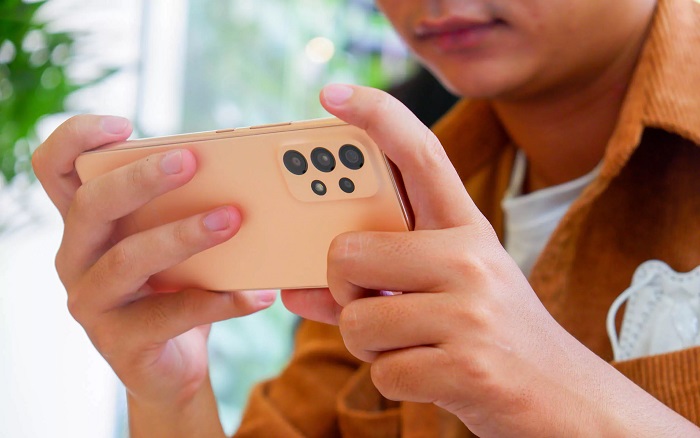 Sử dụng thả ga cả ngày không lo hết pin