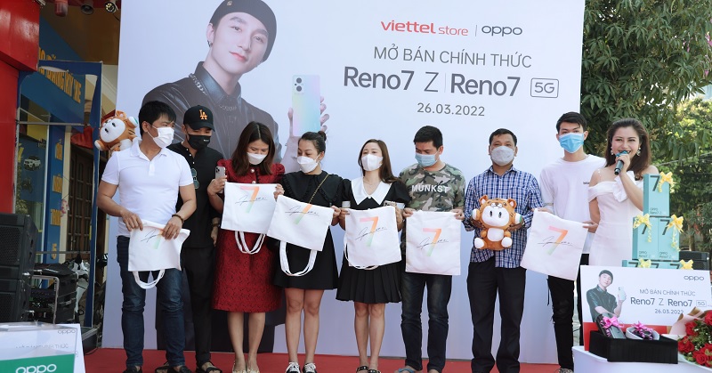 OPPO Reno7 Series