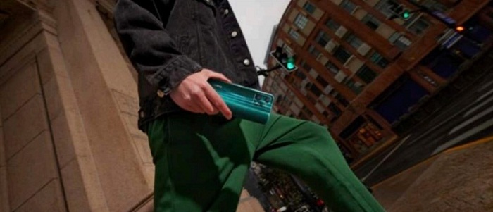 Realme 9 Pro với cảm biến vân tay ở cạnh phải