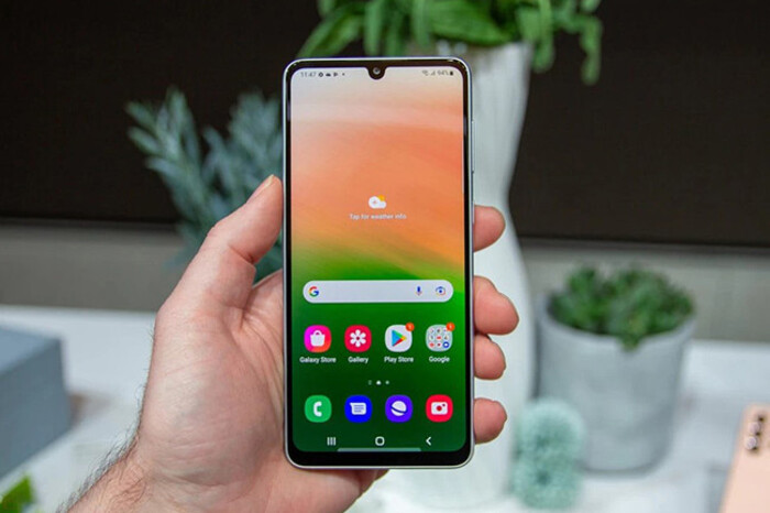 Mặt trước Samsung Galaxy A33 5G