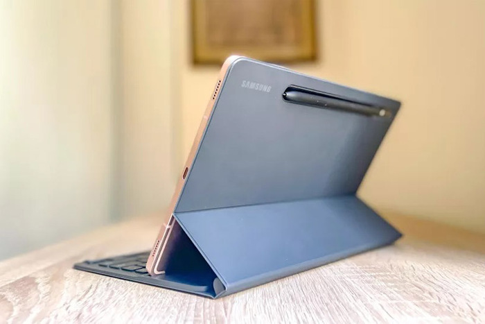 Mặt lưng của Galaxy Tab S8