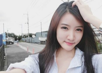 Tại sao chụp ảnh camera sau mặt bị lệch