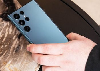 Thử thách độ bền của S22 Ultra