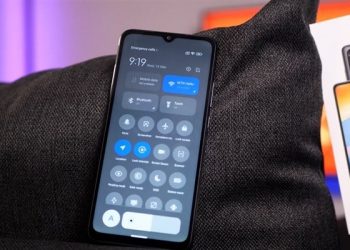 Trên tay Redmi 10C