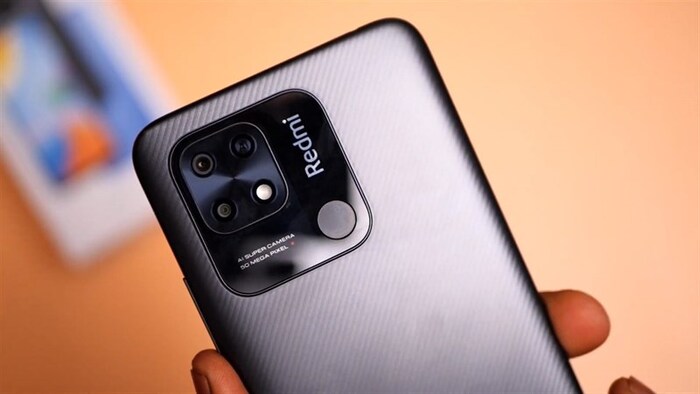 Cận cảnh cụm camera sau của Redmi 10C