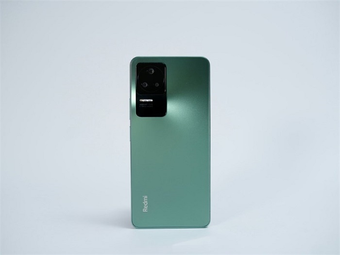 Mặt lưng của Xiaomi Redmi K40S