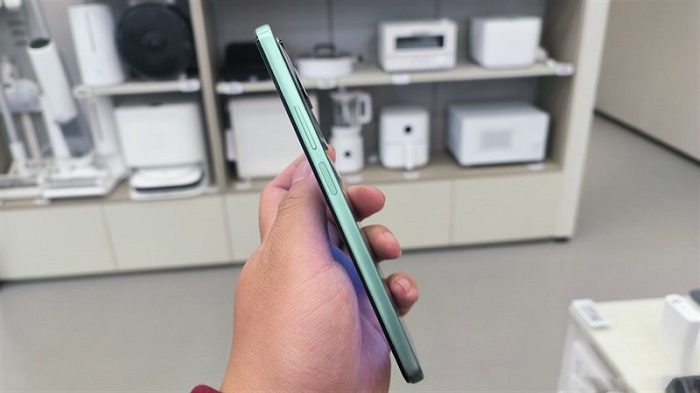 Cạnh phải của K40S