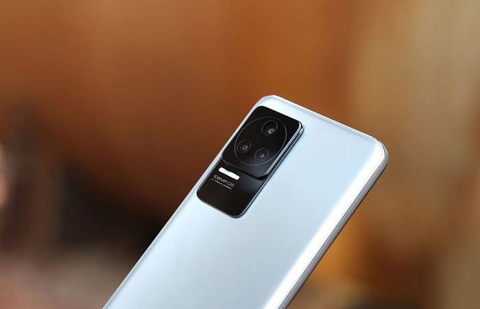 Cận cảnh cụm camera sau trên Redmi K50 Pro