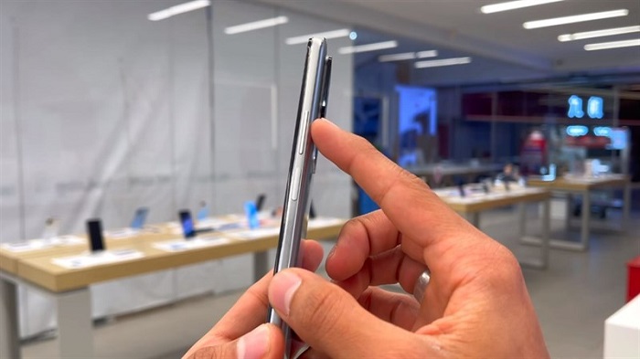 Mở hộp và trên tay Redmi K50 Pro