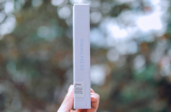 Hộp đựng A53 5G mỏng tương tự dòng smartphone cao cấp