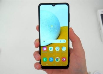 Trên tay Galaxy A13 5G