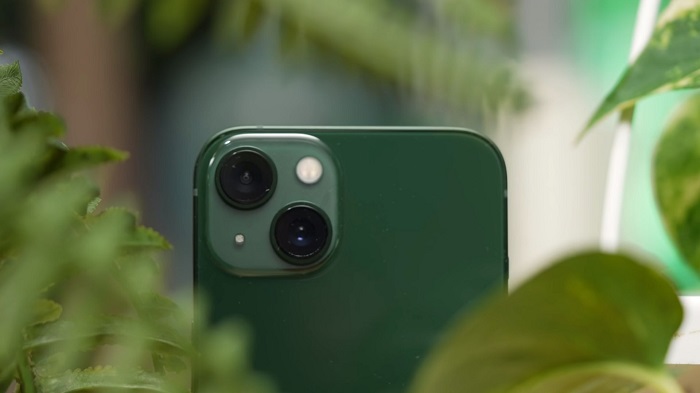 Trên tay iPhone 13 Series xanh lá