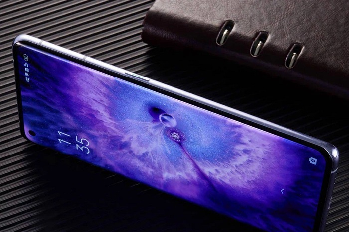 Cạnh phải được bố trí nút nguồn