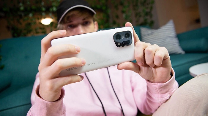 OPPO còn hợp tác với Hasselblad