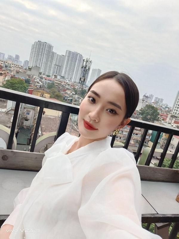 Ảnh chụp từ camera selfie điện thoại vivo mới nhất - vivo V23 5G