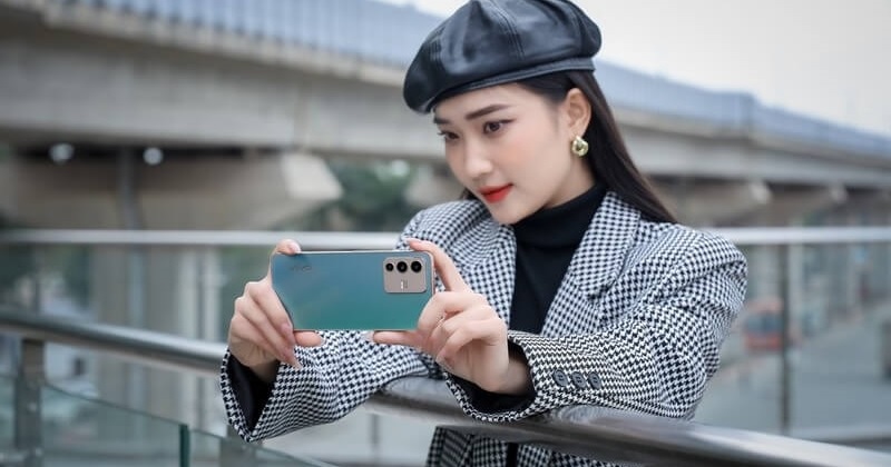 Tổng hợp những đánh giá về chiếc điện thoại vivo mới nhất – vivo V23 5G