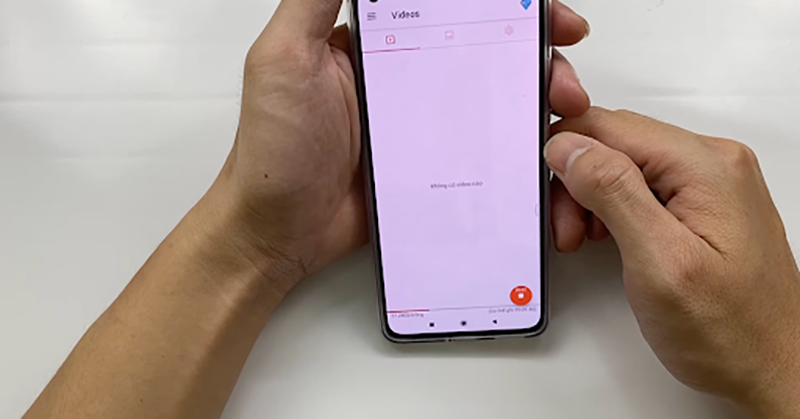 chấm hình vuông biểu tượng cho sự dừng quay video