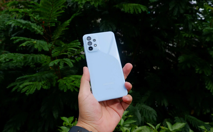 Galaxy A23 có nhiều màu sắc cuốn hút, nổi bật