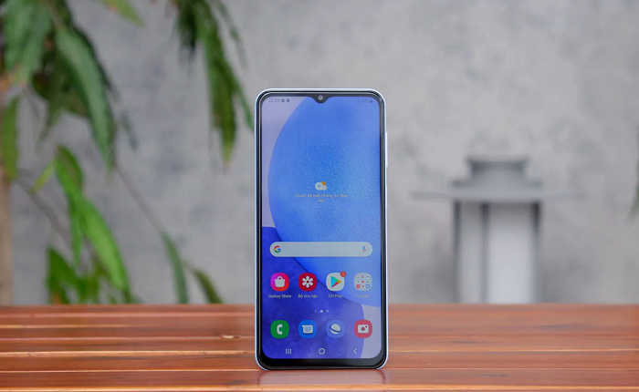 Màn hình tràn viền rộng lớn, chất lượng hình ảnh sắc nét từng khung hình