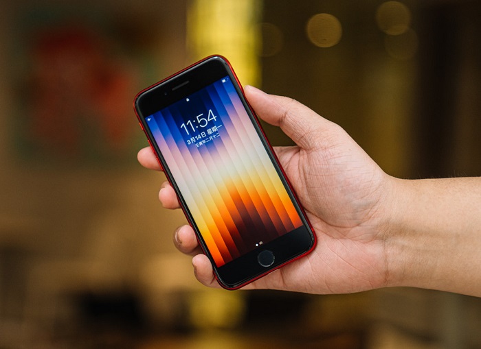 iPhone SE 2022 thiết kế có phần lỗi thời