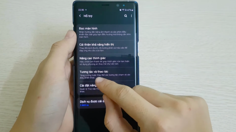 nhấn vào mục Tương tác và và thao tác