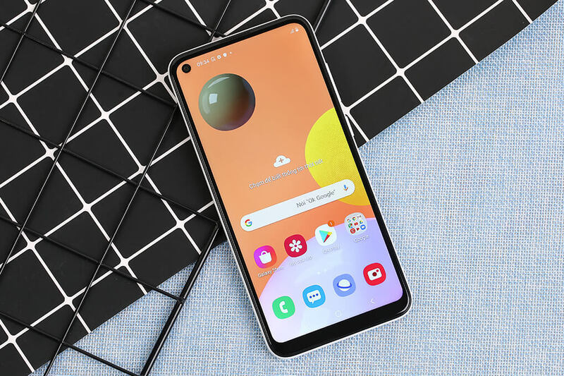 Với mức giá “ổn áp” kèm theo chip Snapdragon 450 8 nhân giúp Samsung Galaxy A11 “được lòng” nhiều người dùng phổ thông.