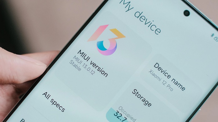 Xiaomi 12 Pro chạy hệ điều hành Android 12, giao diện MIUI 13