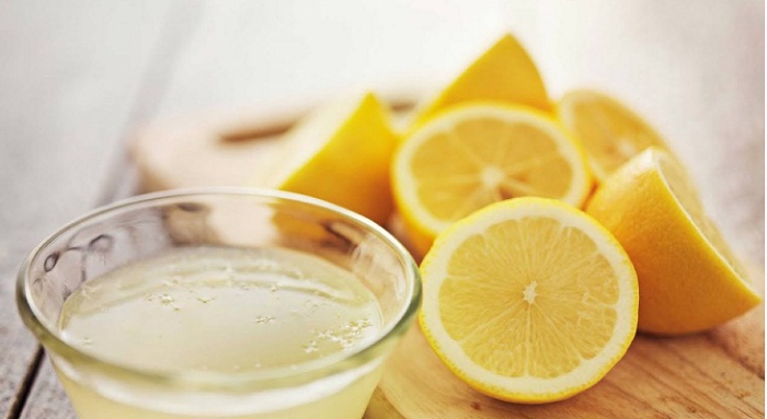 Khử mùi lò vi sóng bằng chanh cũng khá hiệu quả