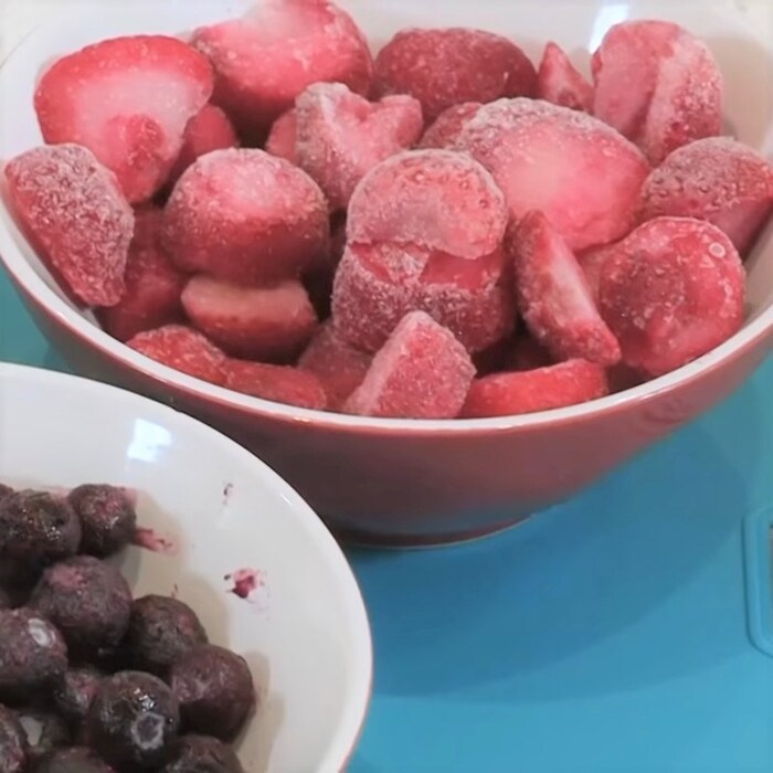 Để đông đá các nguyên liệu sau khi sơ chế