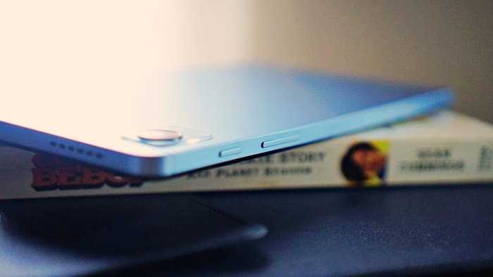 Cạnh trái Realme Pad Mini