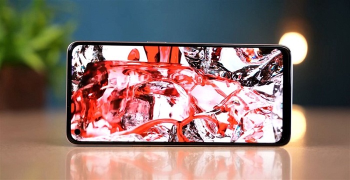 Màn hình được bảo vệ bởi lớp kính cường lực Corning Gorilla Glass 5 chắc chắn