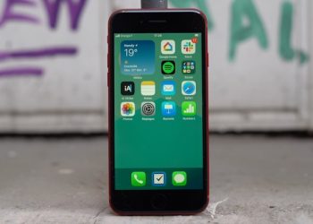 Đánh giá pin iPhone SE 2022