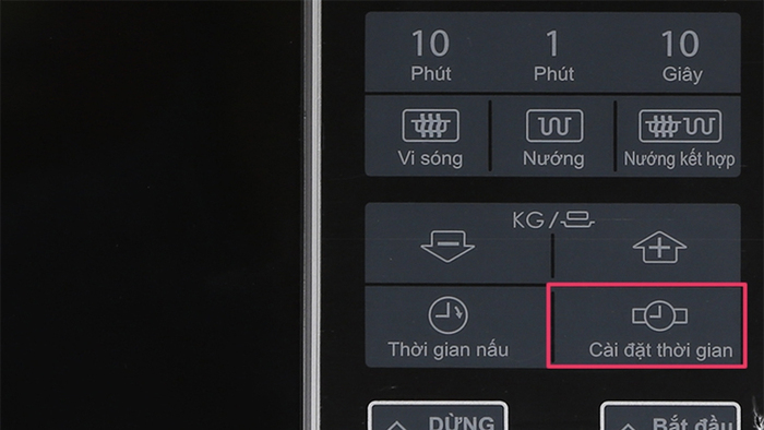 Bạn chọn nút Cài đặt thời gian để cài đặt giờ nấu