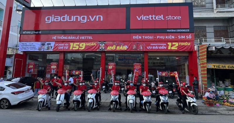 Khai trương siêu thị Viettel Store mới tại Lai Châu: Smartphone giảm đến 11 triệu, phụ kiện giá chỉ từ 29 ngàn, dịch vụ và gia dụng giảm đến 50%