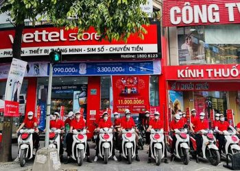 Tưng bừng khai trương siêu thị Viettel Store tại Bình Phước, mua điện thoại chỉ từ 399 ngàn, phụ kiện giá từ 29 ngàn, dịch vụ giảm đến 50%