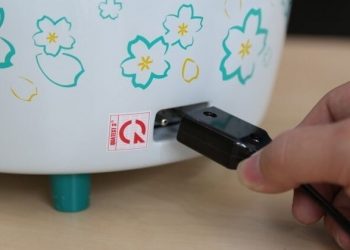 Nồi cơm điện không vào điện