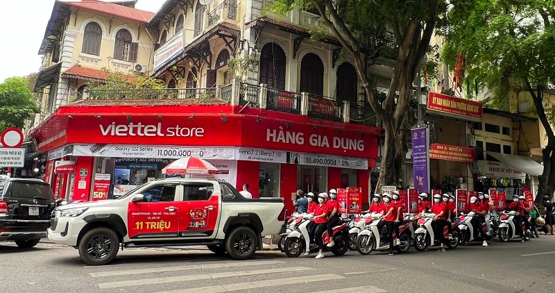 Roadshow mừng sinh nhật 25 năm Viettel Commerce cùng Viettel Store