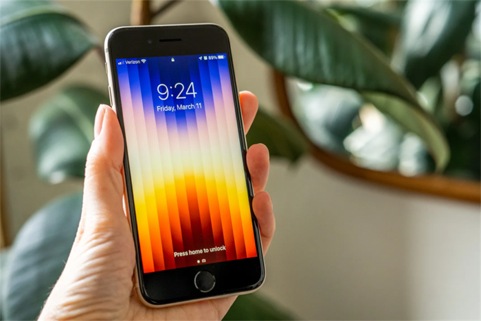 Kích thước màn hình của iPhone SE 2022 và iPhone SE 2020 đều là 4.7 inch