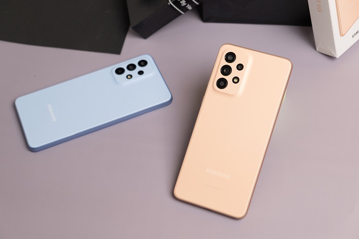 trên tay Galaxy A33 5G
