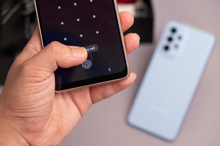 trên tay Galaxy A33 5G