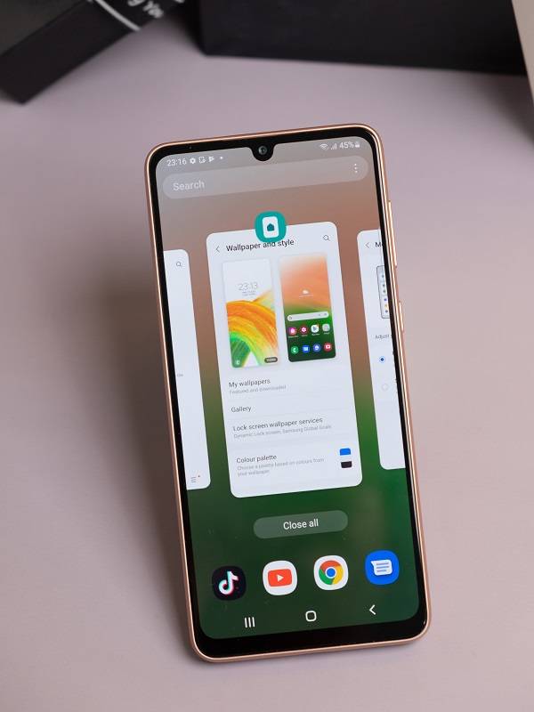 trên tay Galaxy A33 5G