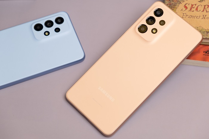 trên tay Galaxy A33 5G