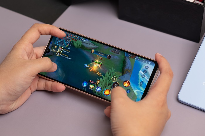 trên tay Galaxy A33 5G